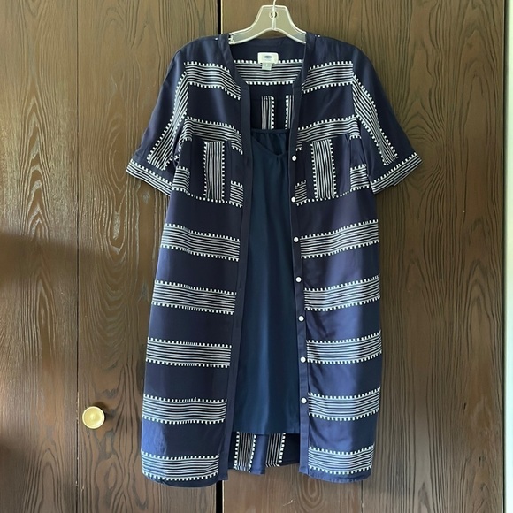 Old Navy 2 piece navy sleeveless dressWith a short sleeved jacket. Size Small - Picture 1 of 10